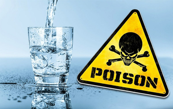 Tubos de PVC em sistemas de água potável