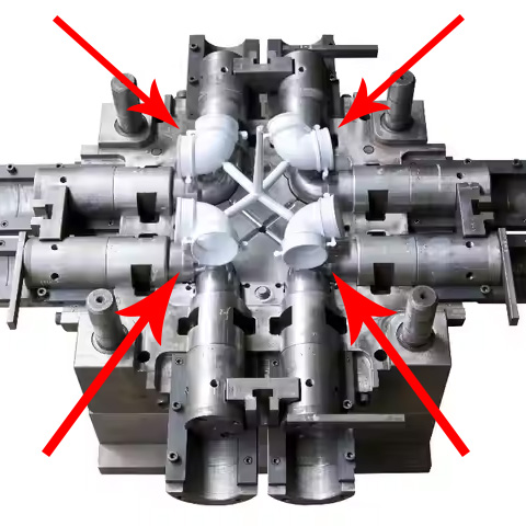 Produção de acessórios para tubos de PVC